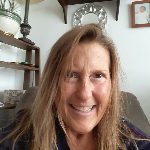 Meet your Posher, Sara - Picture 1 of 1